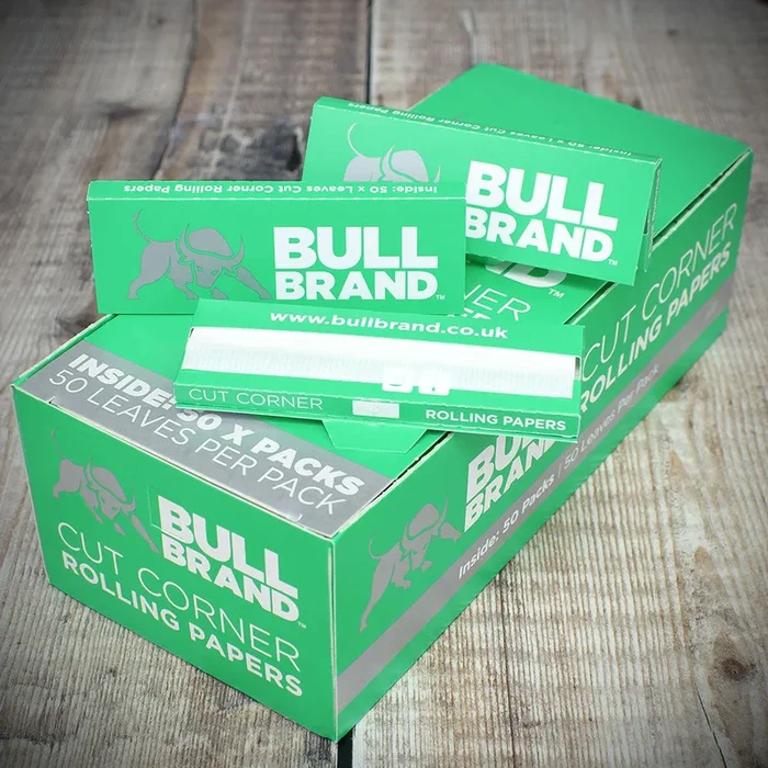 Bull Brand Green Cut Corners Rolling Papers – 50 Pack