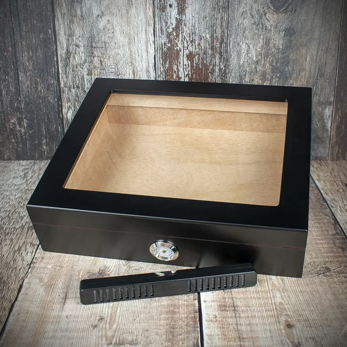 Humidor Glass Top Black Matte finish – 20 Cigars Capacity