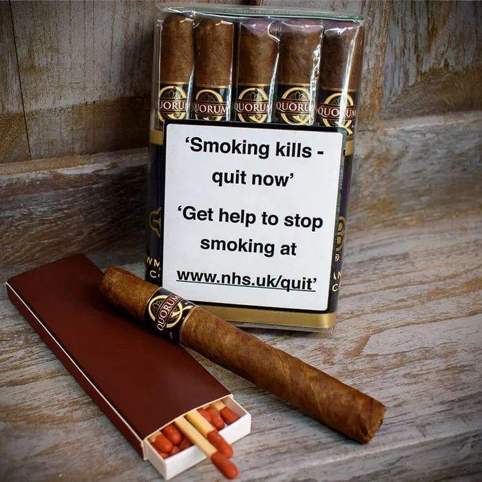 Quorum Tres Petit Corona Classic Cigars – Bundle of 10