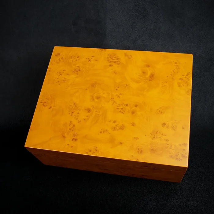 Sikarlan Burl Wood Veneer Humidor – 40 Cigars