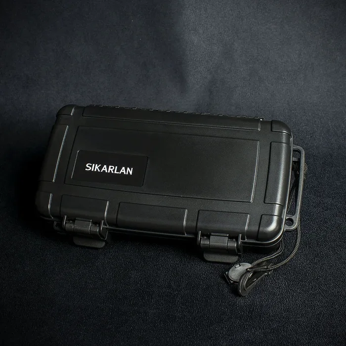Sikarlan Crushproof Travel Humidor – 5 Cigars Black